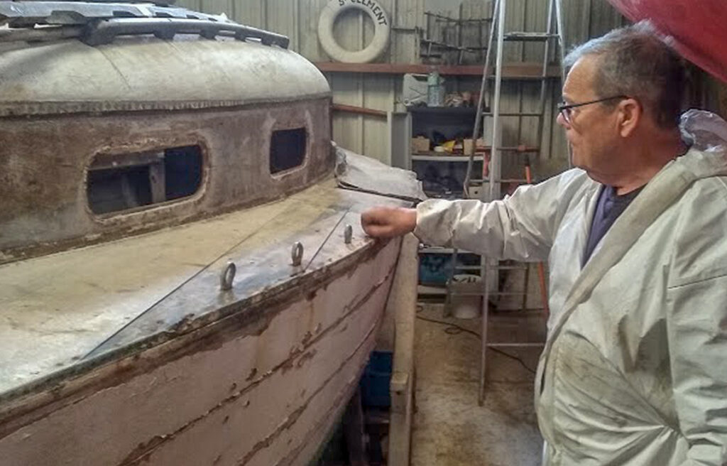 Dépose de l'entoilage du pont YPAM